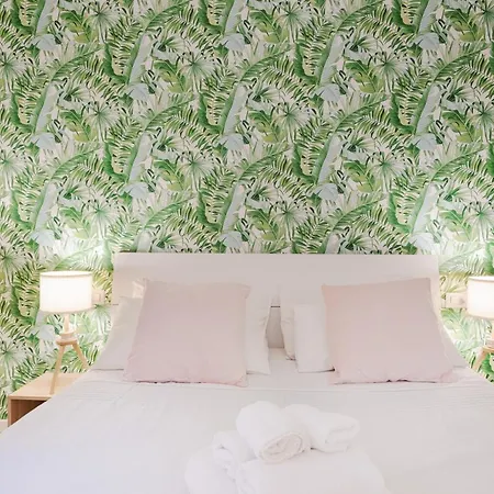 New & Cozy In Porta Romana Апартаменты